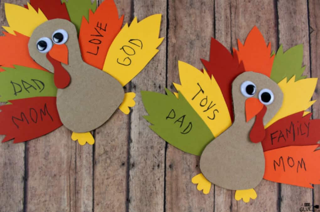 thankful turkey craft made with paper