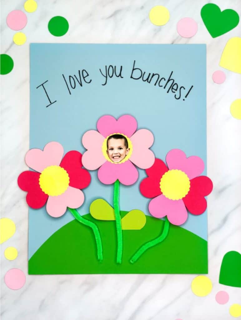 a photo flower craft for Valentine's Day or Mother's Day